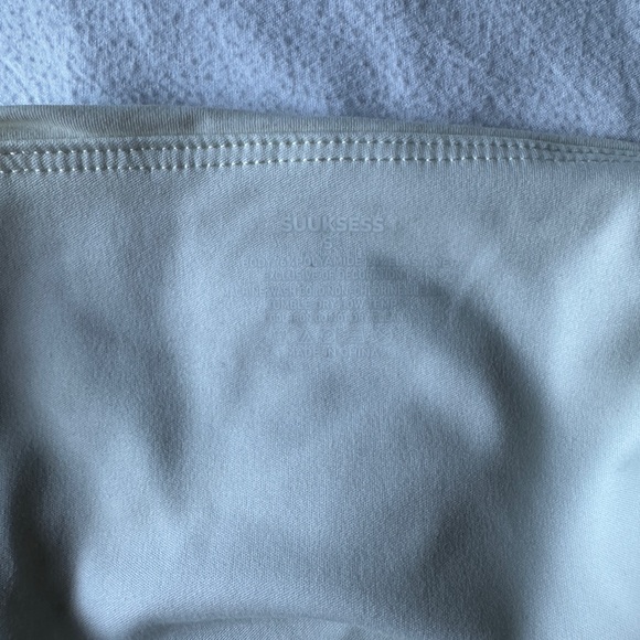 Off the shoulder top - Picture 4 of 4